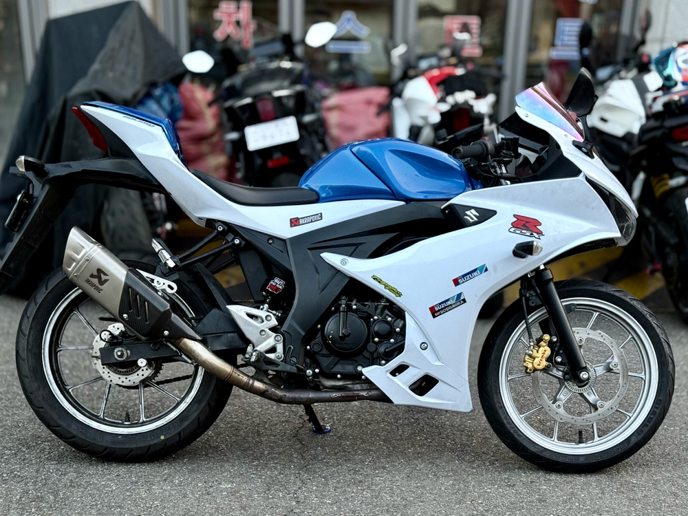 스즈키 gsx-r125 튜닝기체 판매합니다. 이미지