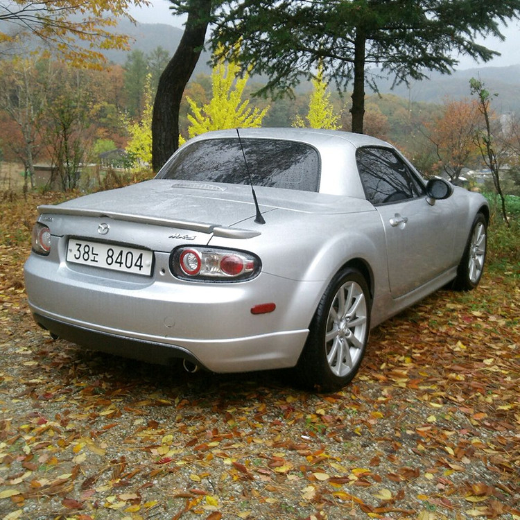 마쯔다 mx5 nc(3세대) 하드탑 컨버터블 이미지