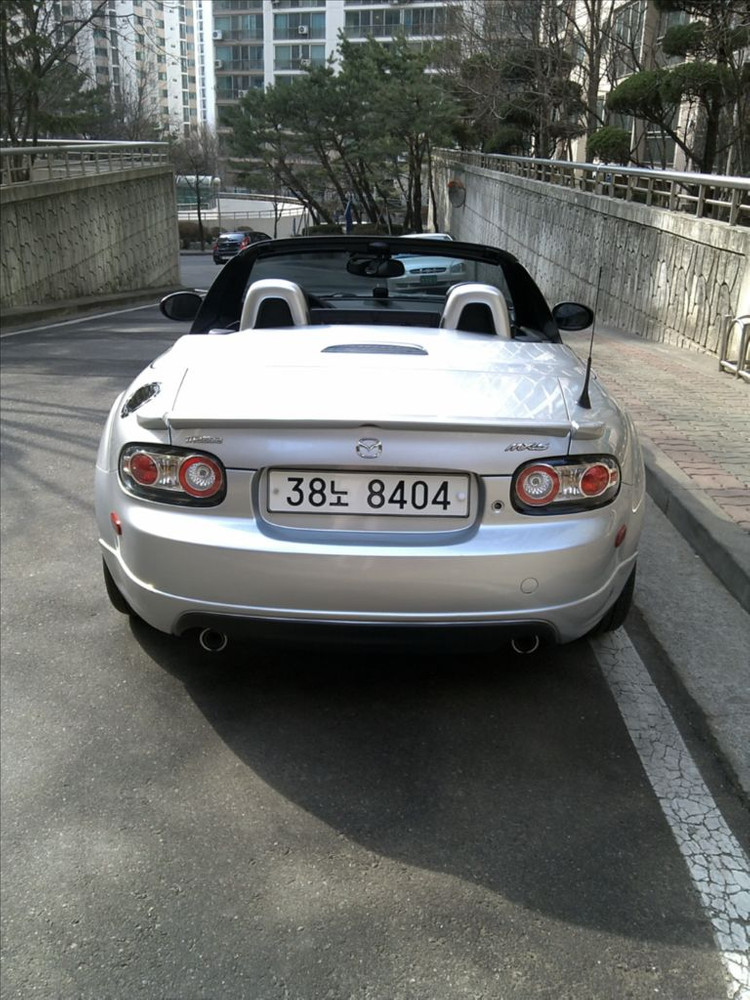 마쯔다 mx5 nc(3세대) 하드탑 컨버터블 이미지
