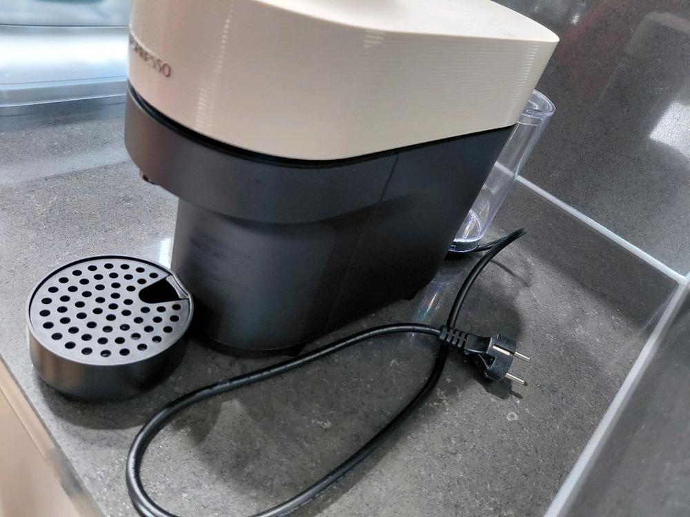 네스프레소 버츄오 팝 / 1회 사용 / 거의 새상품(경기도과천직거래) 이미지