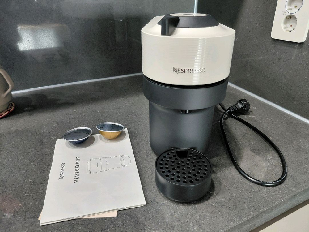 네스프레소 버츄오 팝 / 1회 사용 / 거의 새상품(경기도과천직거래) 이미지