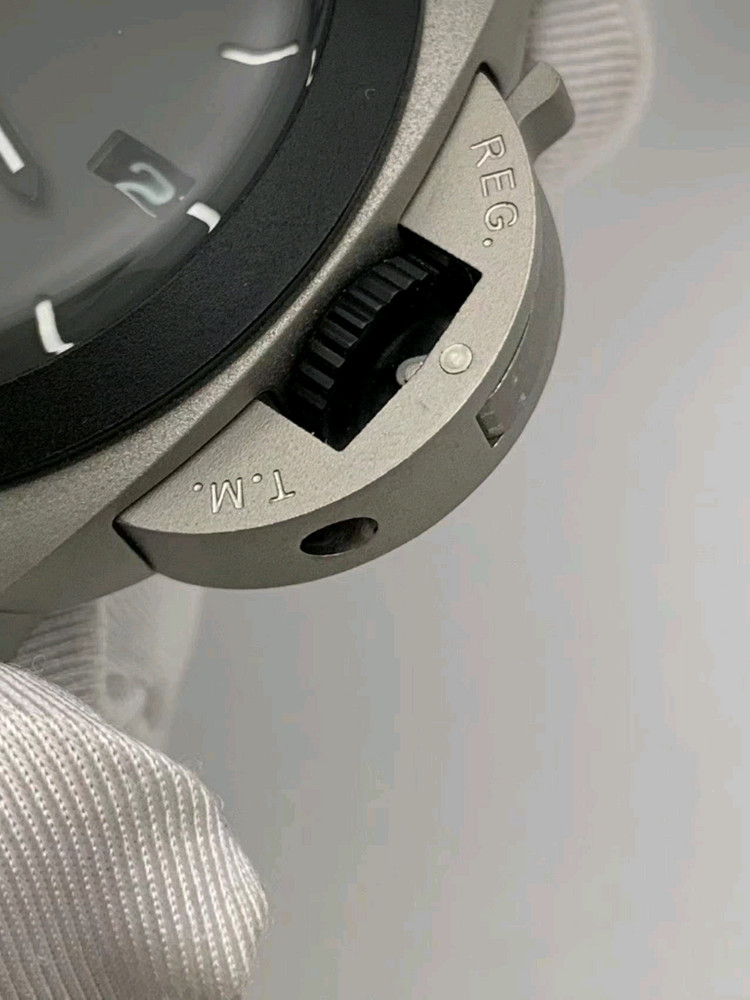 파네라이 PAM01122 기욤네리에디션 오토매틱 한정판 이미지