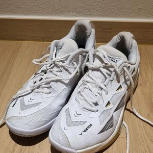 빅터 c90 배드민턴화 이미지