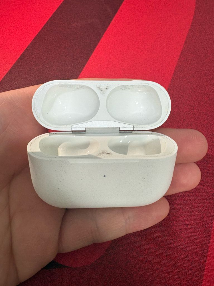 에어팟 프로 2세대 8핀 본체 (급처) 이미지