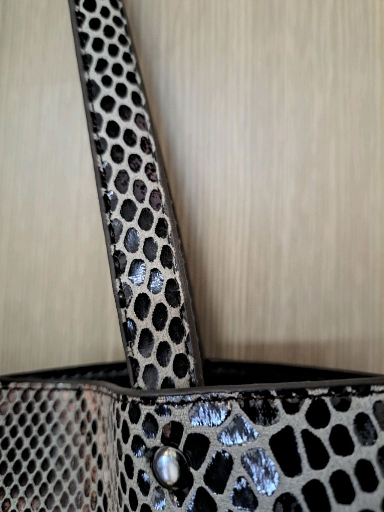 파이톤 토트백 숄더백 새상품 이미지