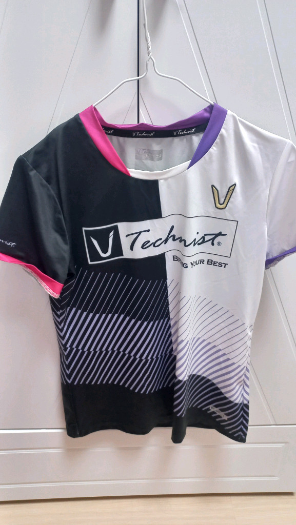 배드민턴 유니폼 세트 이미지