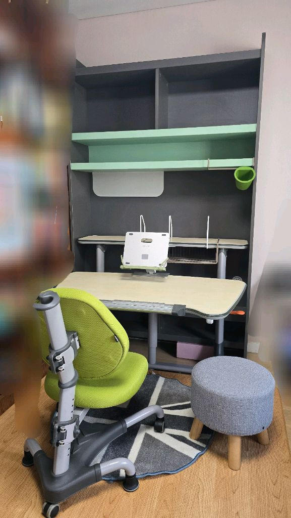 니스툴그로우 책상 책장 의자 보조의자 이미지