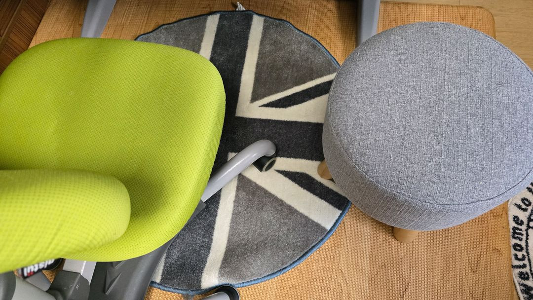 니스툴그로우 책상 책장 의자 보조의자 이미지