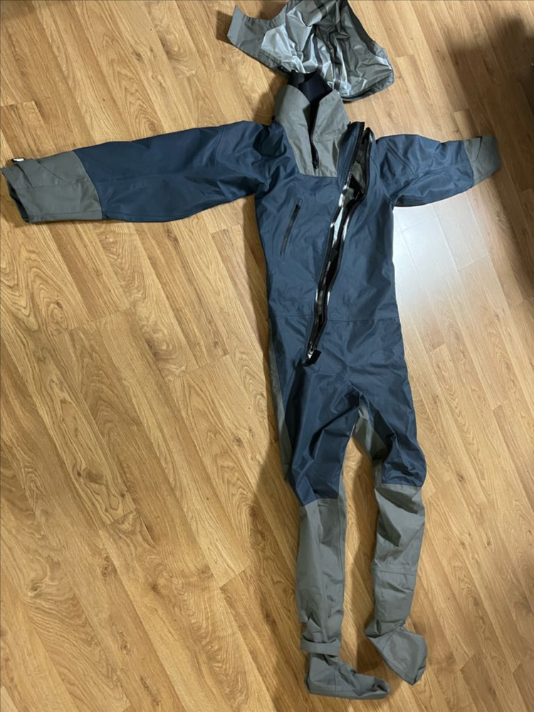 드라이슈트/카이트서핑.수상스키.웨이크보드.카약.제트스키.패들보드.SUP 이미지