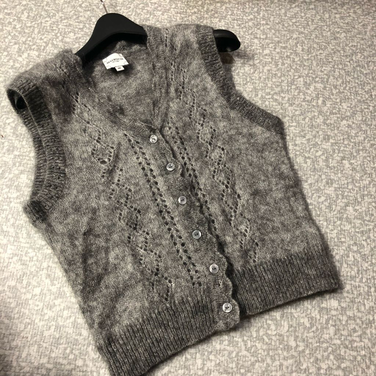 드베로타 25년 모헤어 베스트 니트 기은세 보헤미안 히피 코지 조끼 이미지