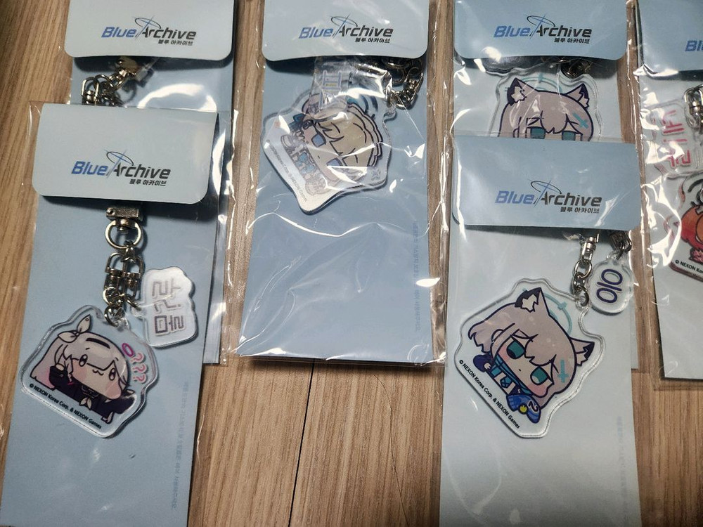 블루아카이브 카카오톡 이모티콘 아크릴키링 이미지