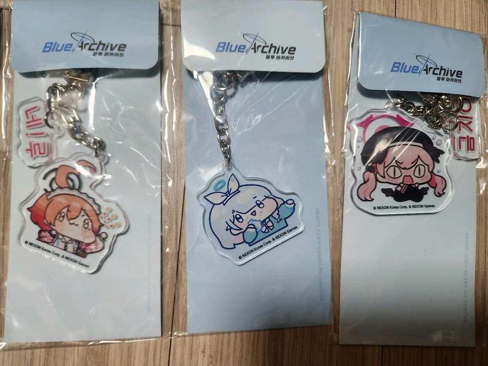 블루아카이브 카카오톡 이모티콘 아크릴키링 이미지