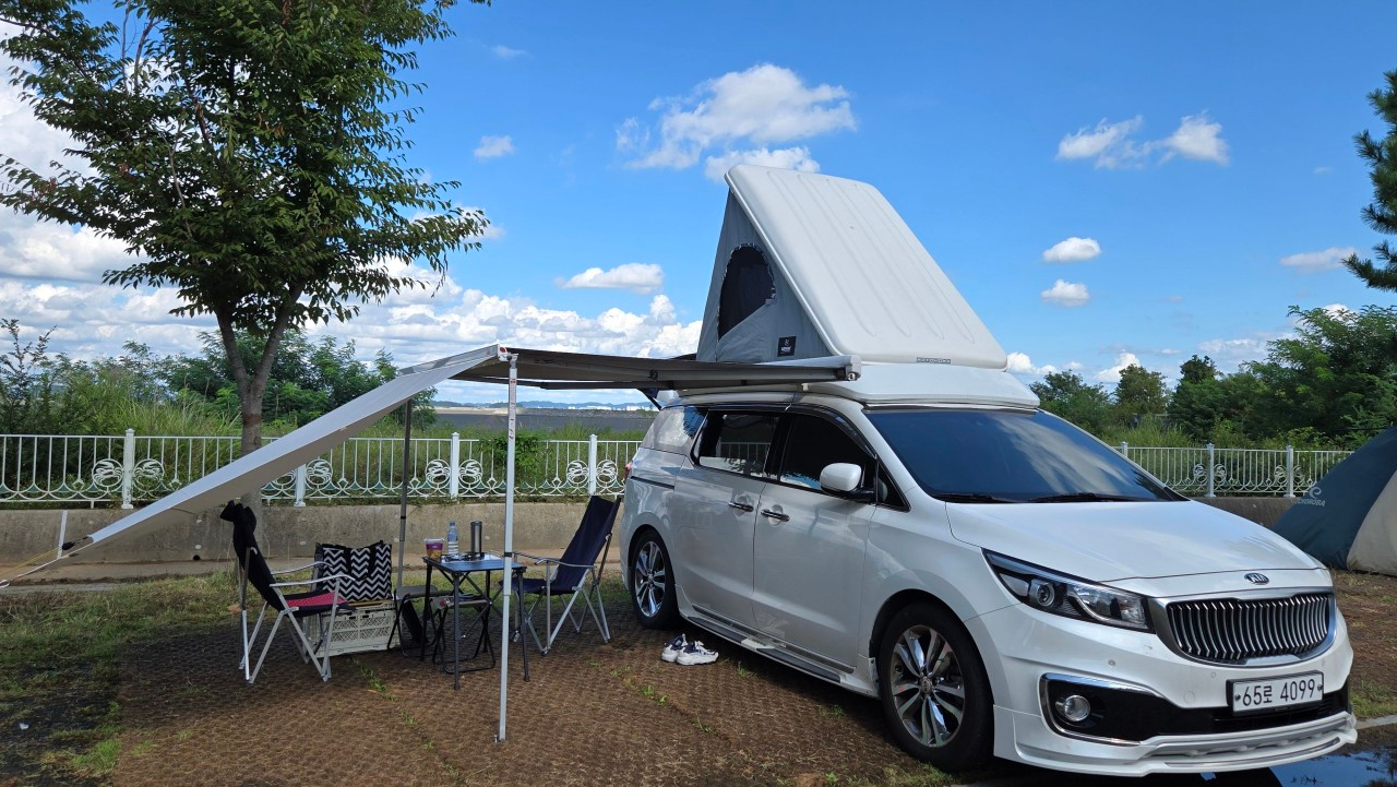 올뉴카니발 세미캠핑카 이미지