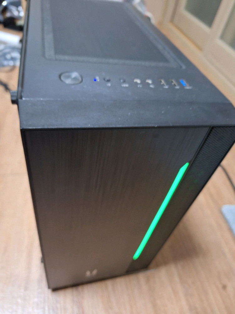 AMD 라이젠5 3500 GTX 1660 SUPER 게이밍 PC 컴퓨터 본체 이미지