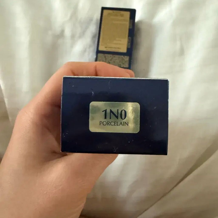 에스티로더 더블웨어 파운데이션 이미지