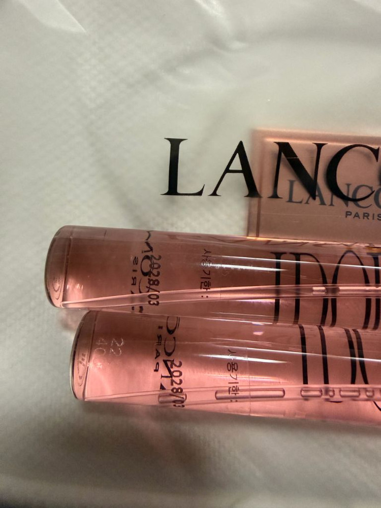 (새제품)랑콤 향수 이돌 퍼퓸 10ml 2개 + 파우치 이미지