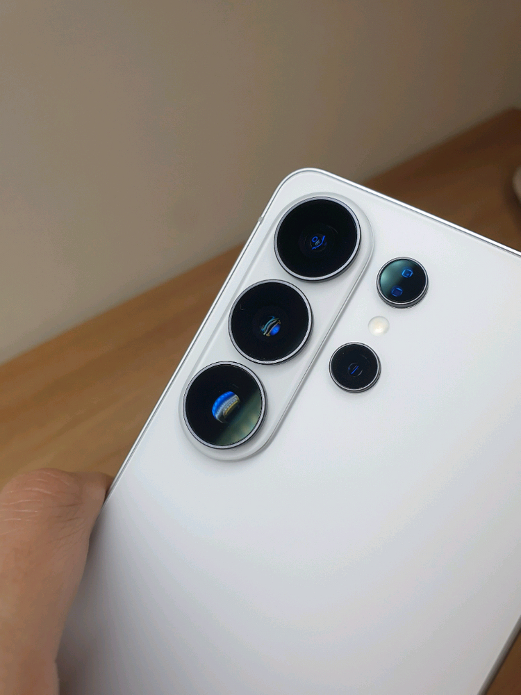 갤럭시 S26 Ultra 울트라 512 화이트 풀박스 자급제(AI 구독클럽 가입상태) 이미지