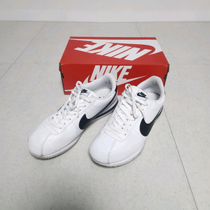 나이키 코르테즈(흰검 295) 이미지