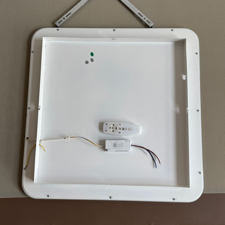 LED 스마트 방등 정사각 엣지 천장 조명 방등 61cm 무선 리모콘 앱 밝기 색 조절 가능 스마트홈 IoT 이미지