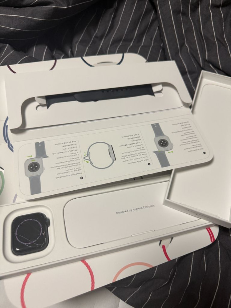 애플워치 SE2 미드나잇 풀박스 이미지