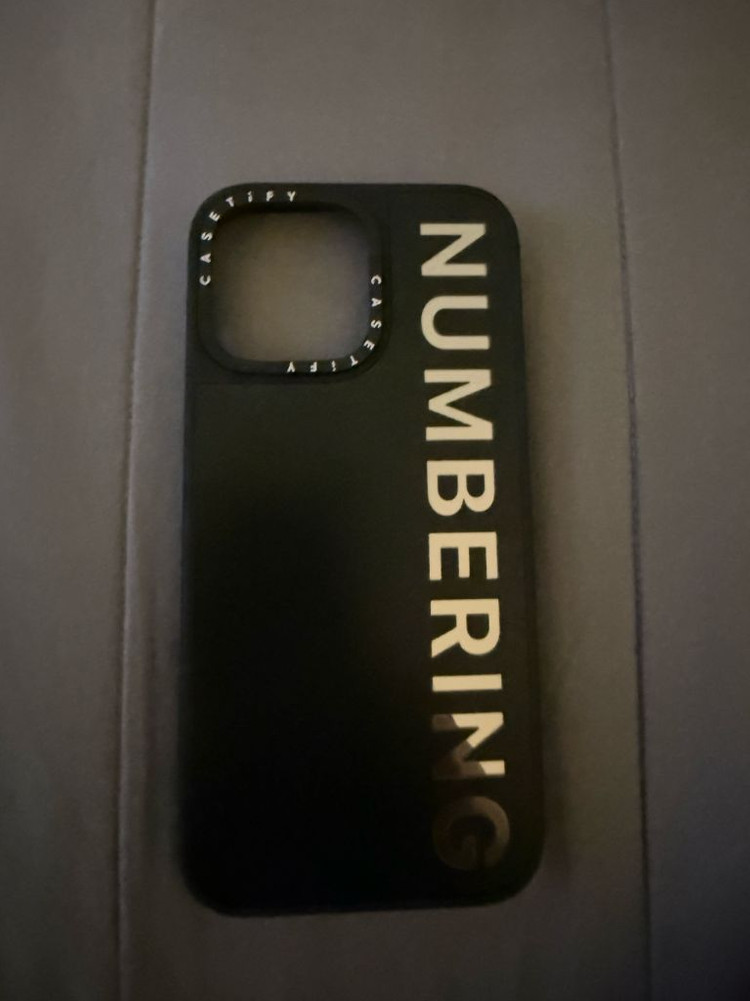 아이폰16프로맥스 케이스티파이 케이스 이미지