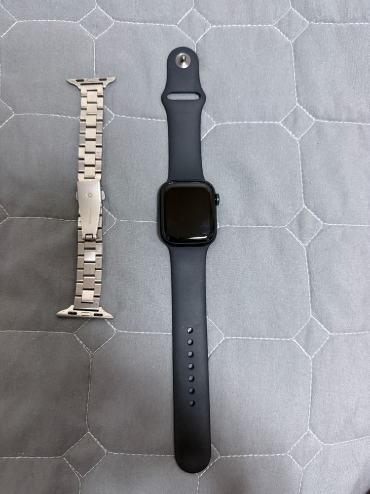 애플워치 8시리즈 41mm미드나이트 이미지