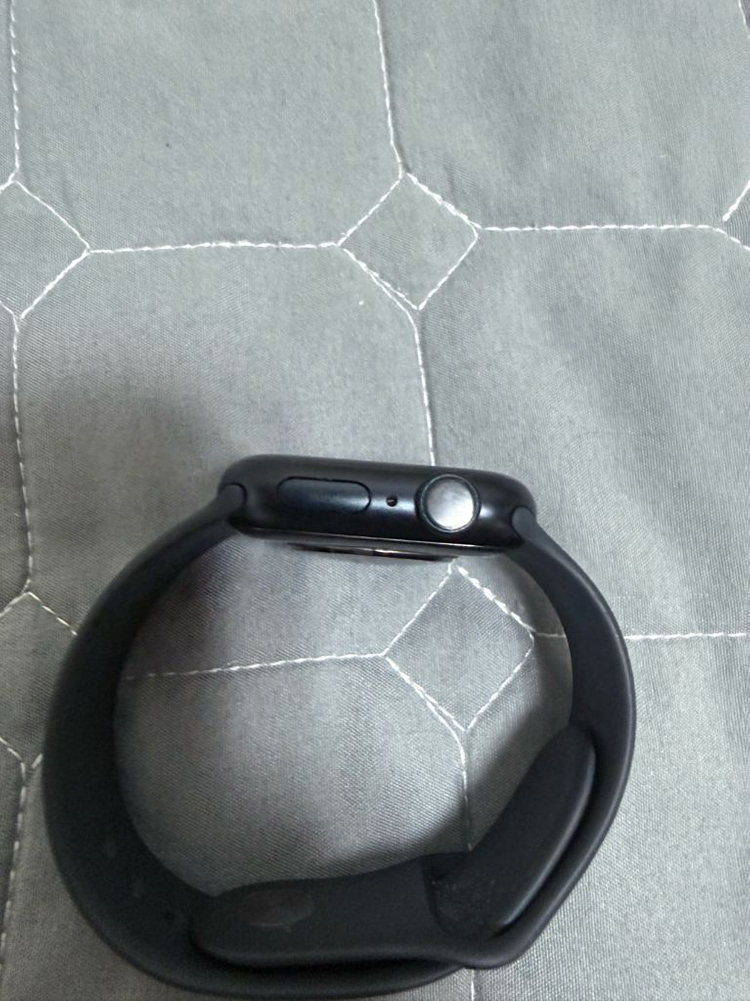 애플워치 8시리즈 41mm미드나이트 이미지