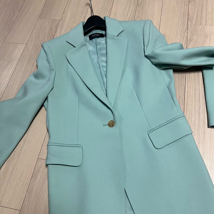 질스튜어트뉴욕 울 자켓 스커트 투피스 정장 세트 여성 셋업 민트 소라 오피스룩 출근룩 이미지
