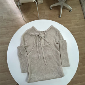 강민경 로우 타이드 알파카 핸드워머 셋업 이미지