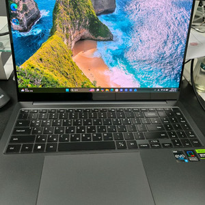 삼성 갤럭시북3 울트라 NT960XFH-X92A SSD1TB 램32GB RTX4070 고성능 노트북 이미지