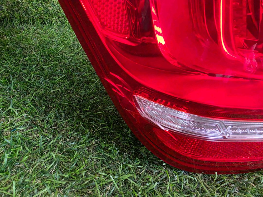 제네시스 EQ900 운전석 후미등 데루등 테일램프 (하자) 이미지