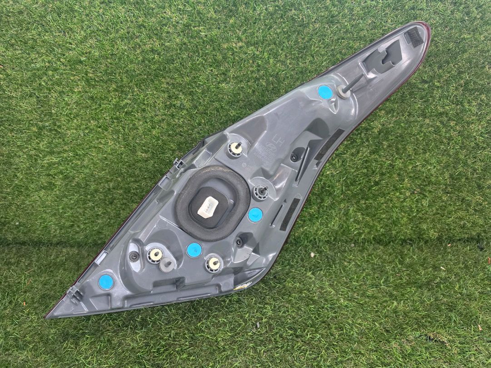 제네시스 EQ900 운전석 후미등 데루등 테일램프 이미지