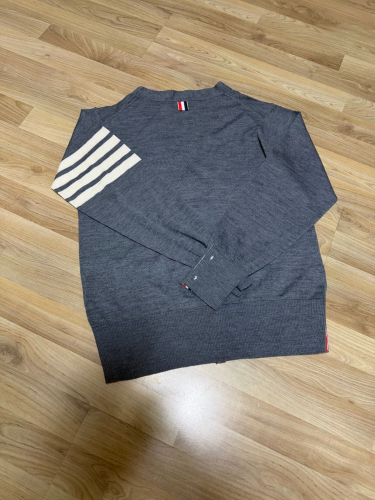 (새상품) 톰브라운 메리노울 가디건 그레이 3size 이미지
