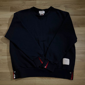 톰브라운 백삼선 맨투맨 네이비 4size 이미지