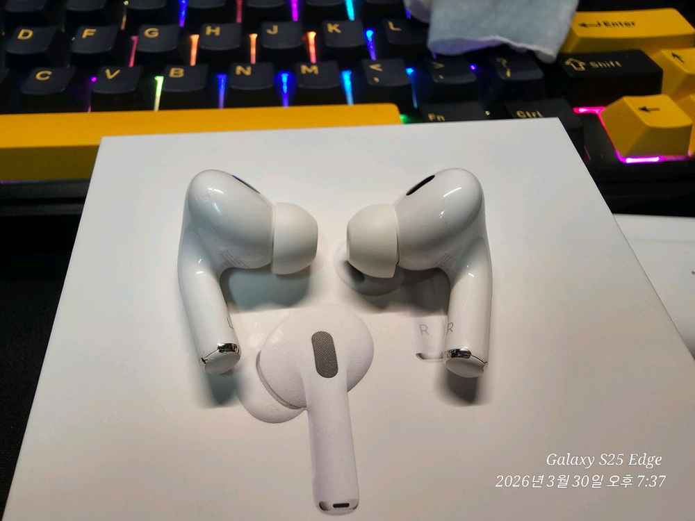 에어팟 프로 2세대 이미지