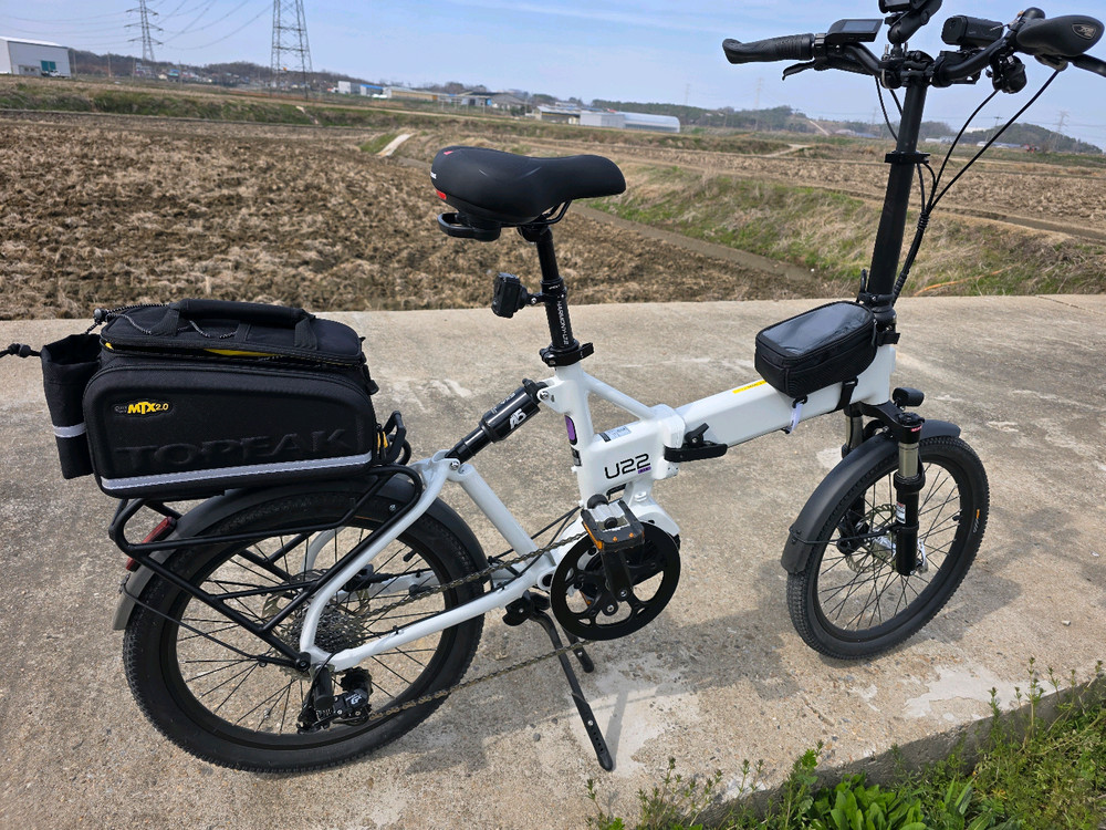 접이식 전기자전거 이미지