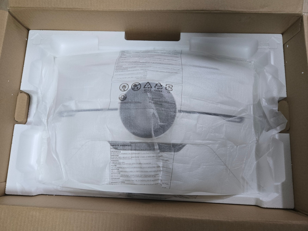 삼성 오디세이 Neo G8 G85NB S32BG850 4K 240HZ 모니터 팝니다 이미지