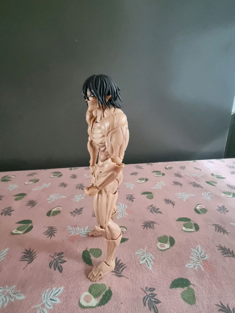 리볼텍 어메이징 야마구치 진격의거인 에렌 판매합니다 이미지