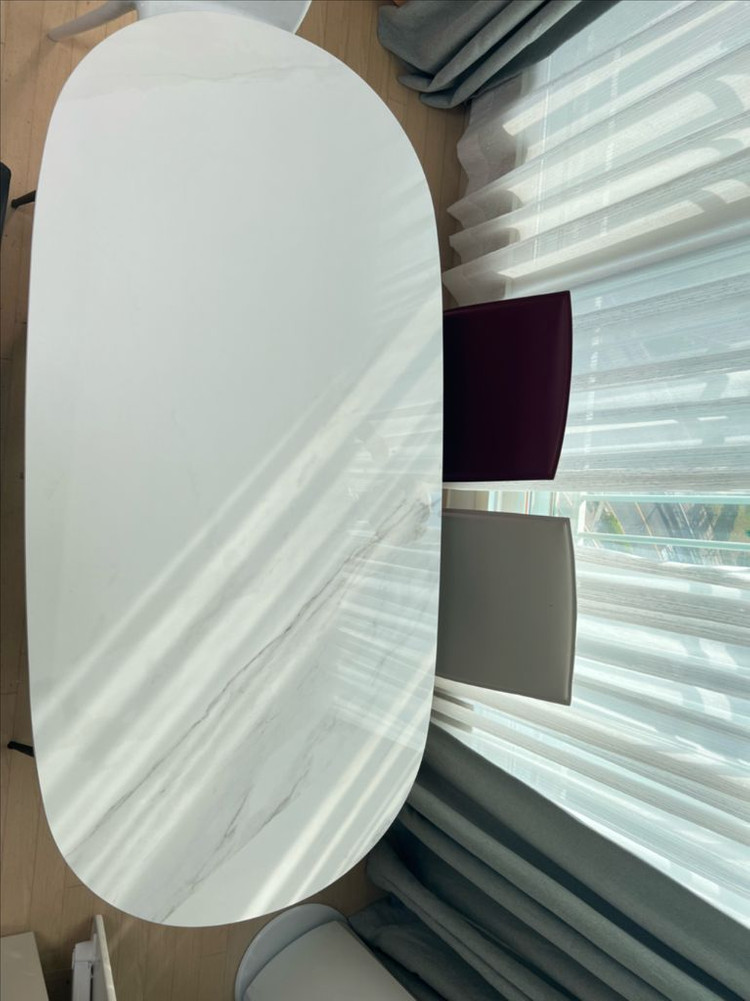 리바트 세라믹 식탁 4인용식탁 6인용식탁 거실서재테이블 이미지