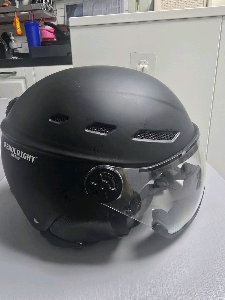 아몰라이트 오토바이 헬멧 (블랙) L 사이즈 판매 합니다. 이미지