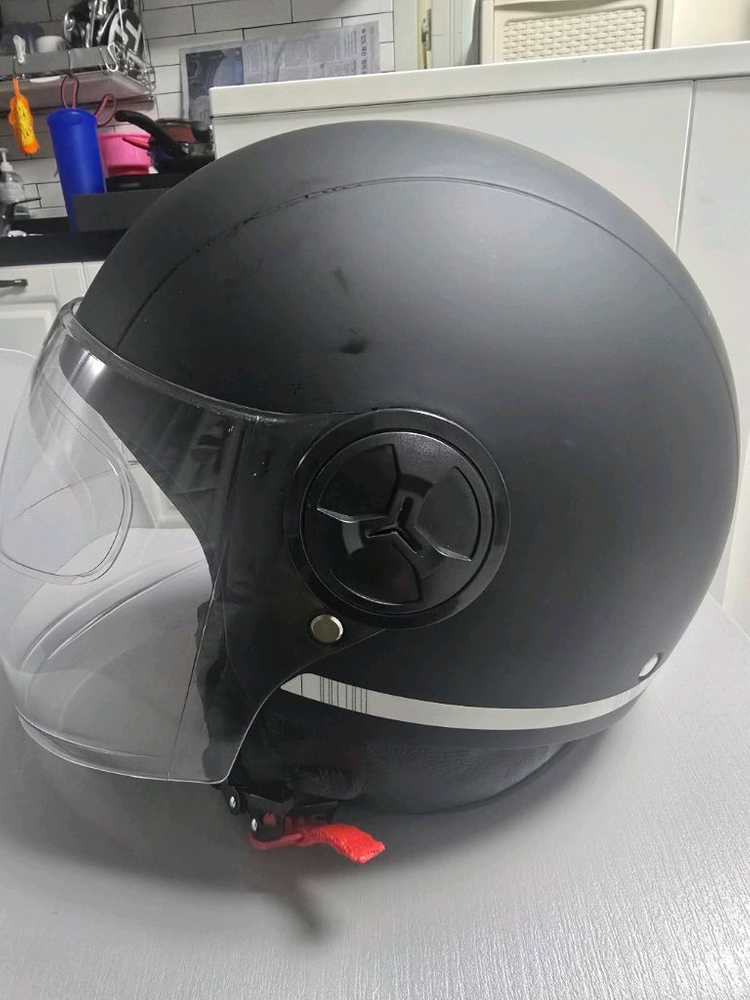 블랙 오토바이 헬멧 (풀페이스) xl 판매 합니다. 이미지