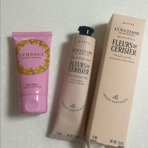 (새상품/2개) 록시땅 네롤리 퍼퓸드 핸드크림+베르사체 크리스탈 바디로션 이미지