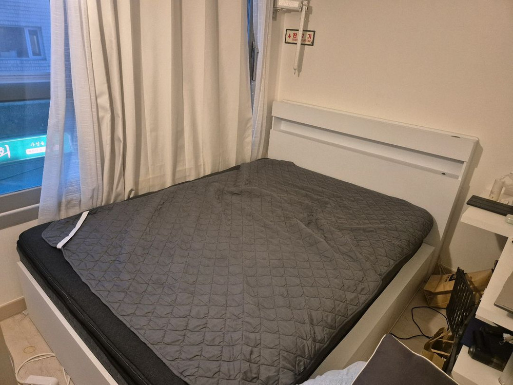 퀸사이즈 침대 초급처합니다 이미지