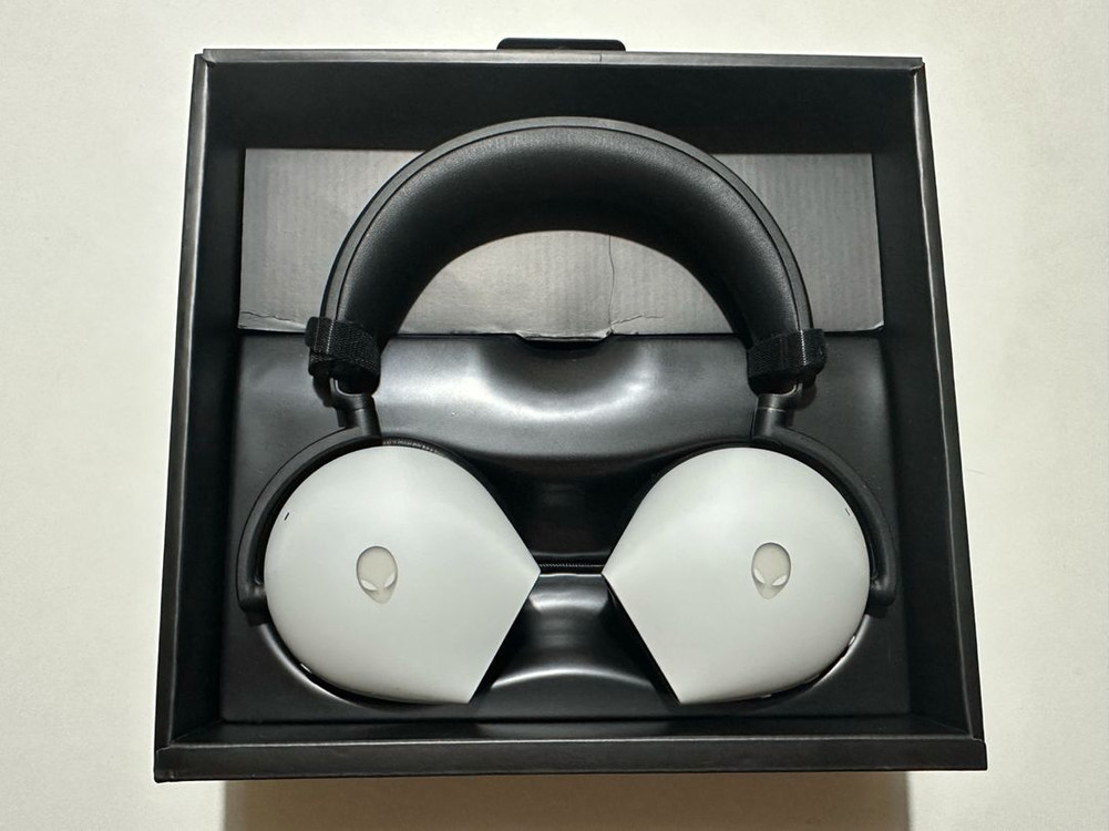 델 에일리언웨어 AW 920H 헤드셋 팝니다 이미지