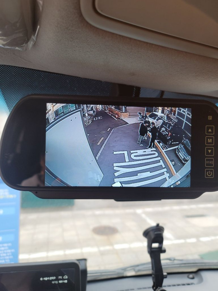 탑차,화물차,대형차량 후방카메라 및 블랙박스 이미지