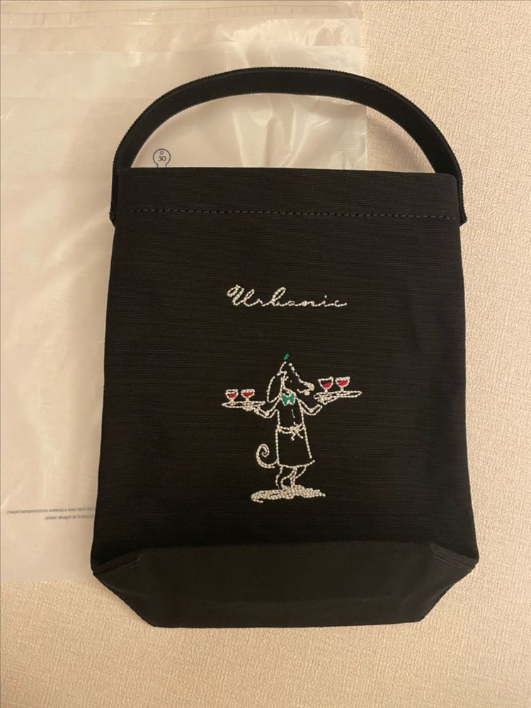 얼바닉30 25 홀리데이 에디션 바게트백 판매 이미지