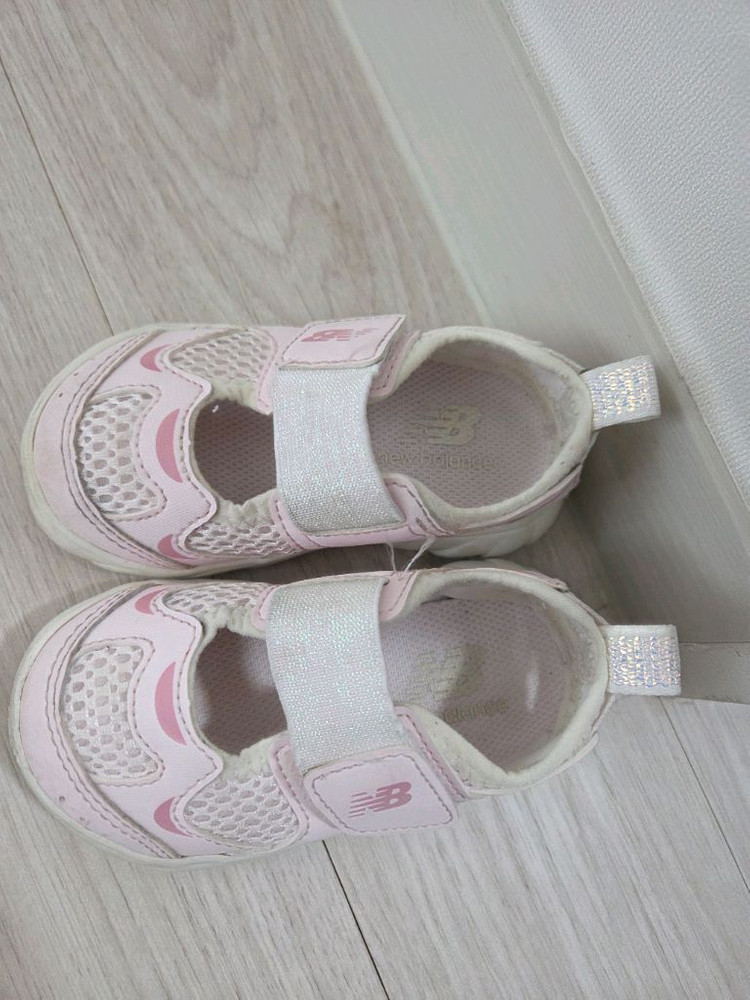 뉴발란스 프리들 핑크 130사이즈 이미지