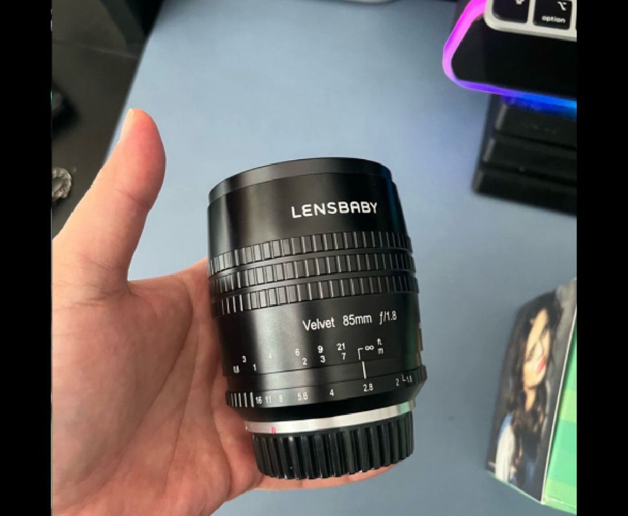 캐논 렌즈베이비 85mm F1.8 벨벳 렌즈 이미지