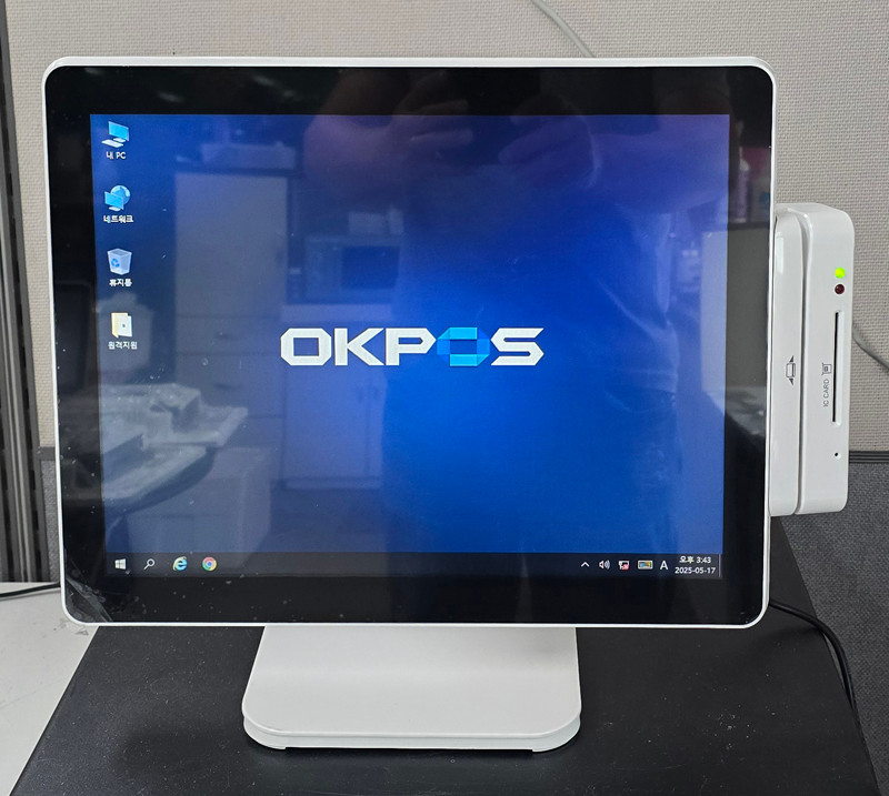 OKPOS 옵티머스포스기 블랙&화이트 배달POS 벽걸이브라켓무료 슬림일체형고사양POS 이미지