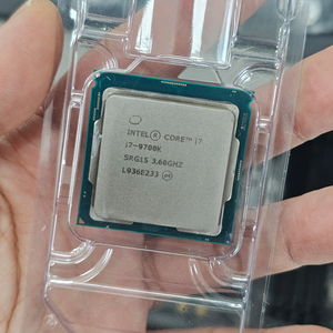 인텔 I7 9700K CPU 단품 이미지